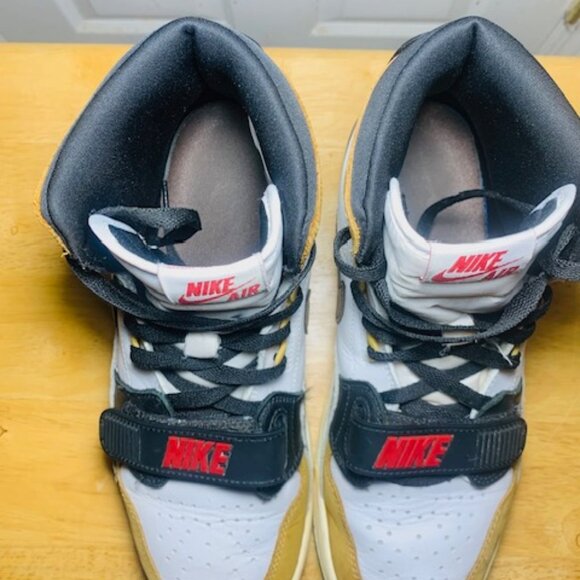 Preowned : Jordan Legacy 312 "Rookie of the Year" - Size 10.5 - Picture 5 of 9